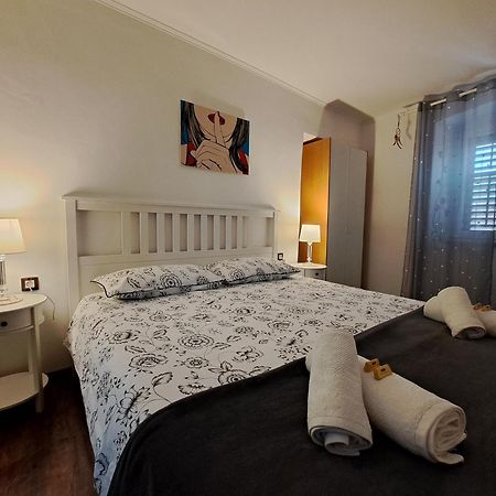 Apartman Darija Pazin Exteriör bild